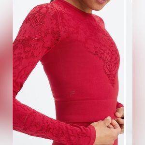 Long sleeve seamless lace top